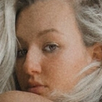 Carlie Nicole Naken