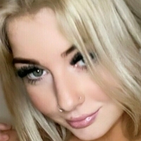Carlycakesxo Naken