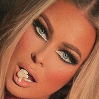 carmenelectra Naken