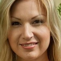 Carol Goldnerova Naken