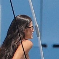 Carol Mendes Naken