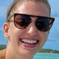 Carol Moreira Naken