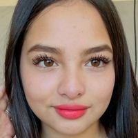 Carolina Constanza Naken