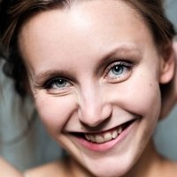 Carolina Hoffmann Naken
