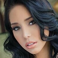 Carolina Petkoff Naken