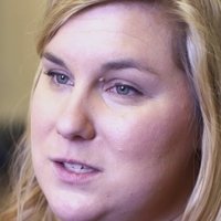 Carrie Tucker Naken