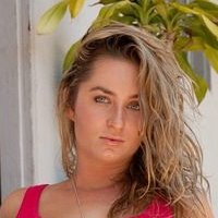Cassie Becker Naken