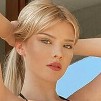 Celine Melina Naken