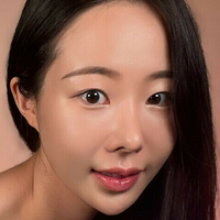 Chloe Amelie Kim Naken