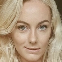 Chloe Hill Naken