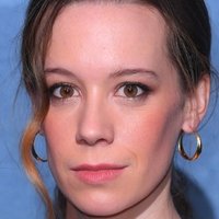 Chloe Pirrie Naken