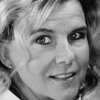 Christiane Heinrich Naken