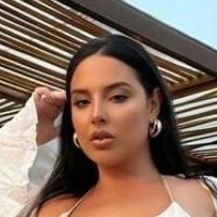 Cinthya Larose Naken