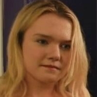 Claire Milligan Naken