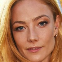 Clara Paget Naken