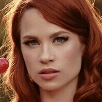 claracosmiafree Naken