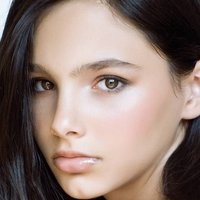 Claudia Guarnieri Naken