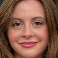 Cortlyn Russo Naken