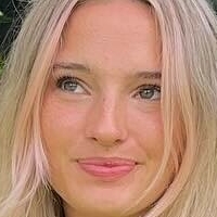 Cosette Rinab Naken