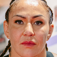 criscyborg Naken