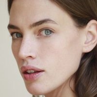 Crista Cober Naken