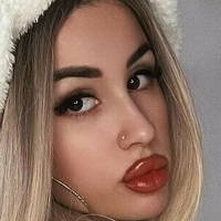 crisvqueen Naken