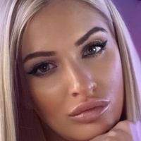 CrystalElise Naken