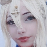 crystally Naken