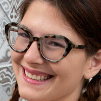 Cutie Sara Naken