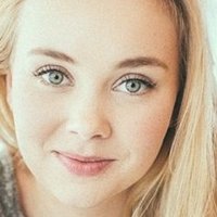 Dagny Backer Johnsen Naken