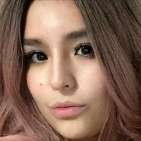 Daisie Sinn Naken
