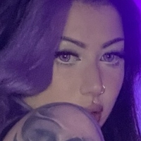 Dakota Alexandra Naken