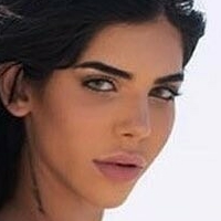 Dana Peretz Naken