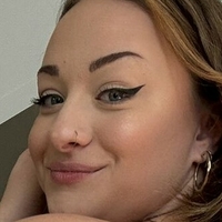 Dani Avery Naken
