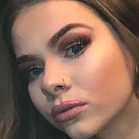 Danielle Tory Naken