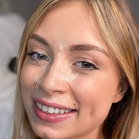 Darcy del Rey Naken