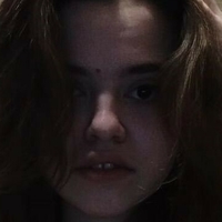 Daria Aref Naken