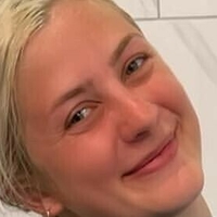 Deanna Horvath Naken