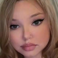 Destiny Estelle Naken