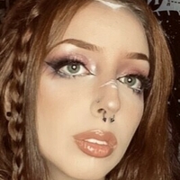Djinnia Naken