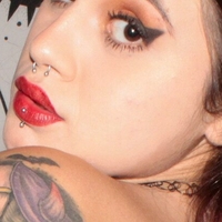 Doce Elvira Naken