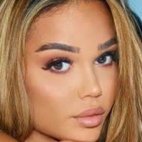 Dominyka Naken