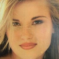 Donna Edmondson Naken