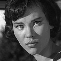 Dorothy White Naken