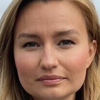 Ebba Busch Naken