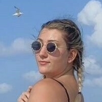 Eemilyragann Naken