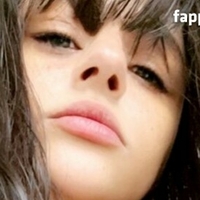 Egyptian Dana Naken