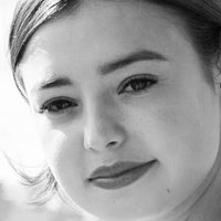 Eileen Kelly Naken