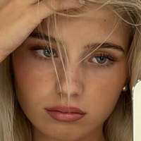 Elena Zoe Naken