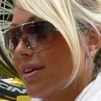 Elisa Basso Naken